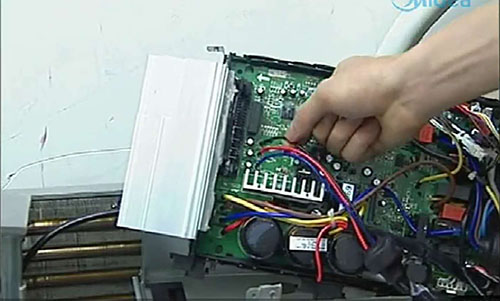 巩义美的空调电话是多少